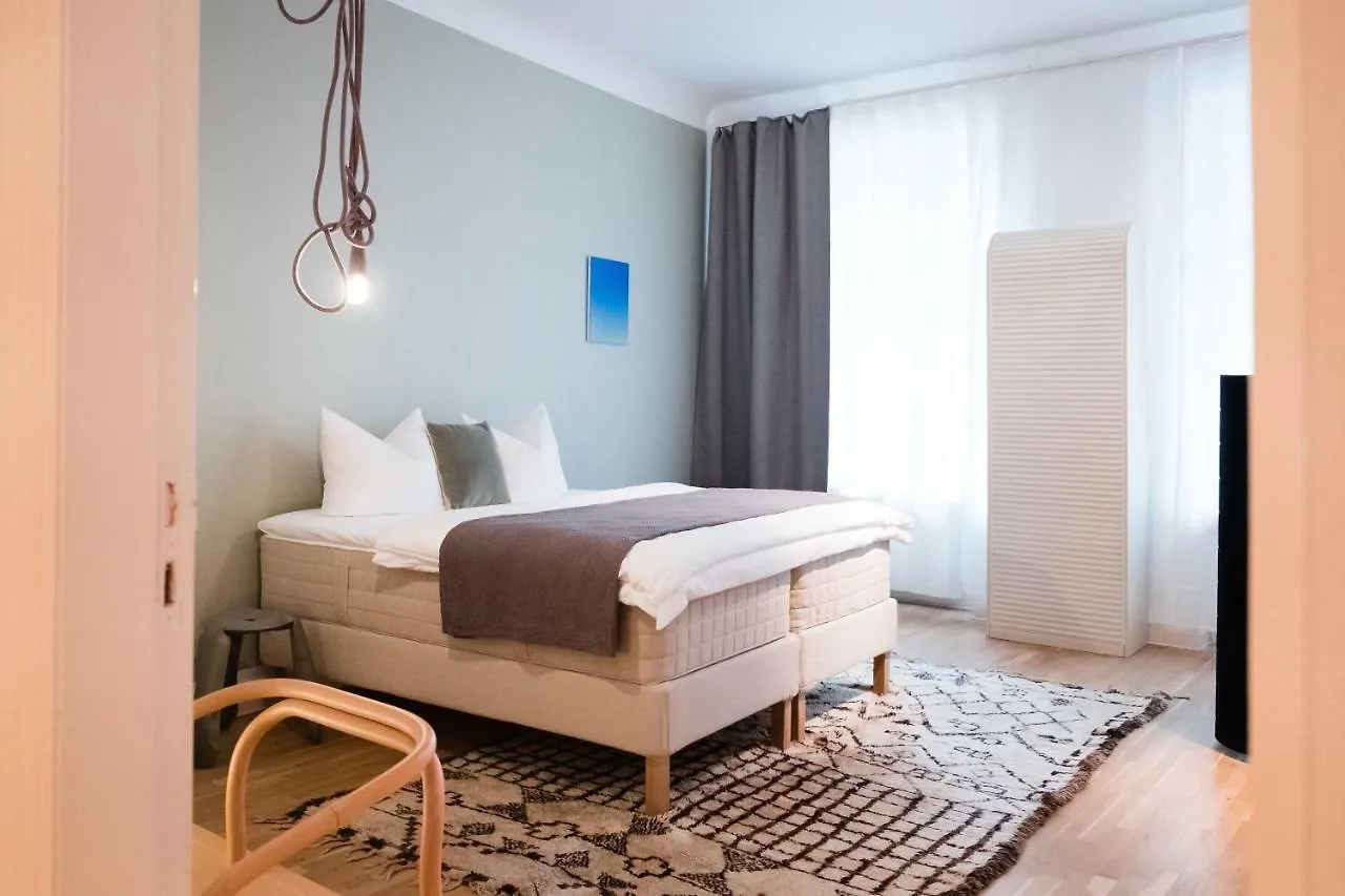 Luxury 2 Bedroom Apartment In The Heart Of Mitte, Berlin 0*,
